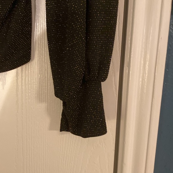 Red by BKE long sleeve glittery mesh top with slit size medium - Picture 2 of 6